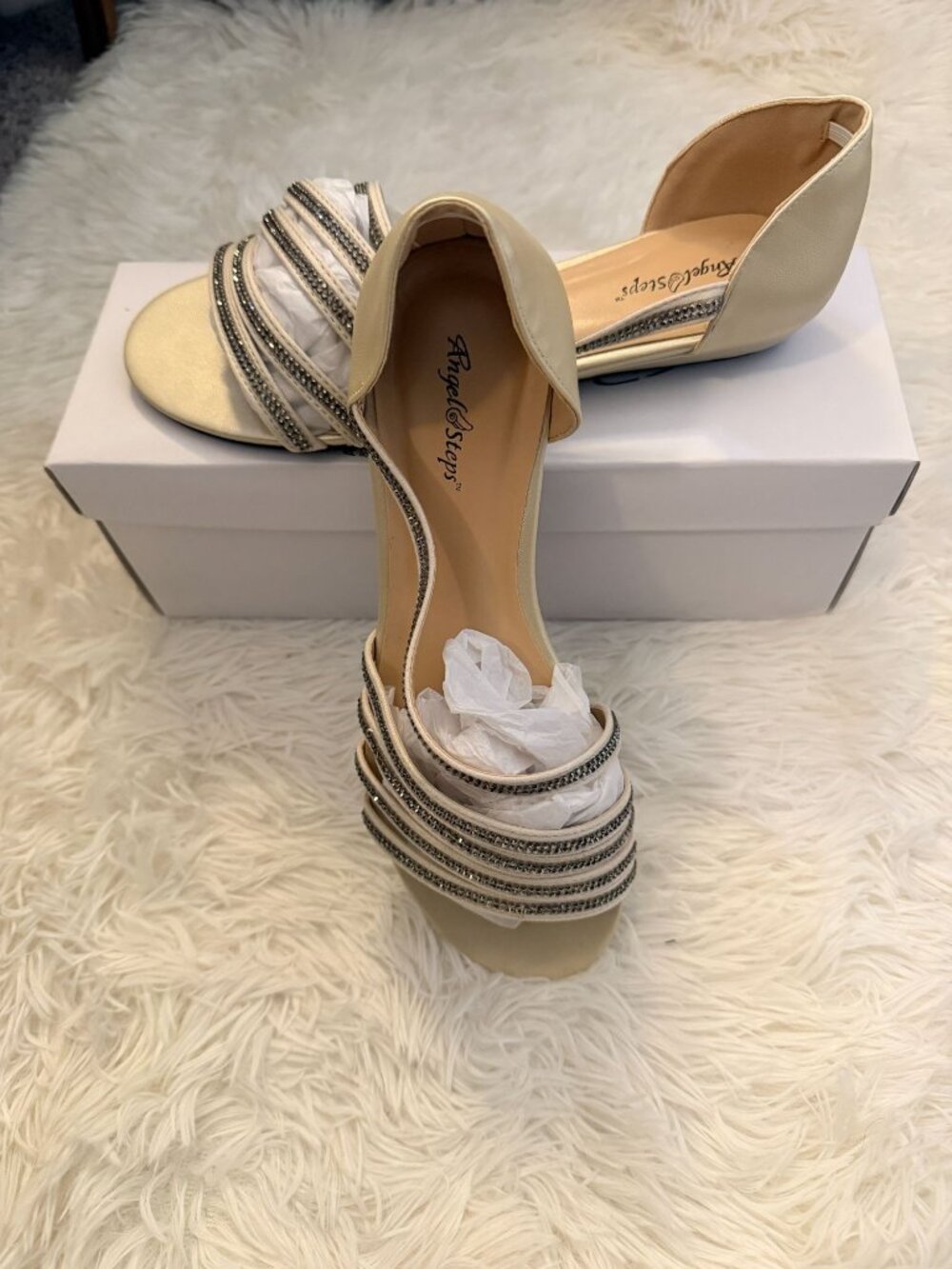 NIB Angel Steps Womens Rhinestone Flat Sandal Dress Shoe 8M